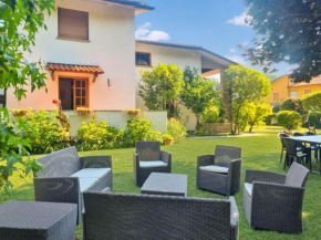 Villa Isotta - Private Family Villa